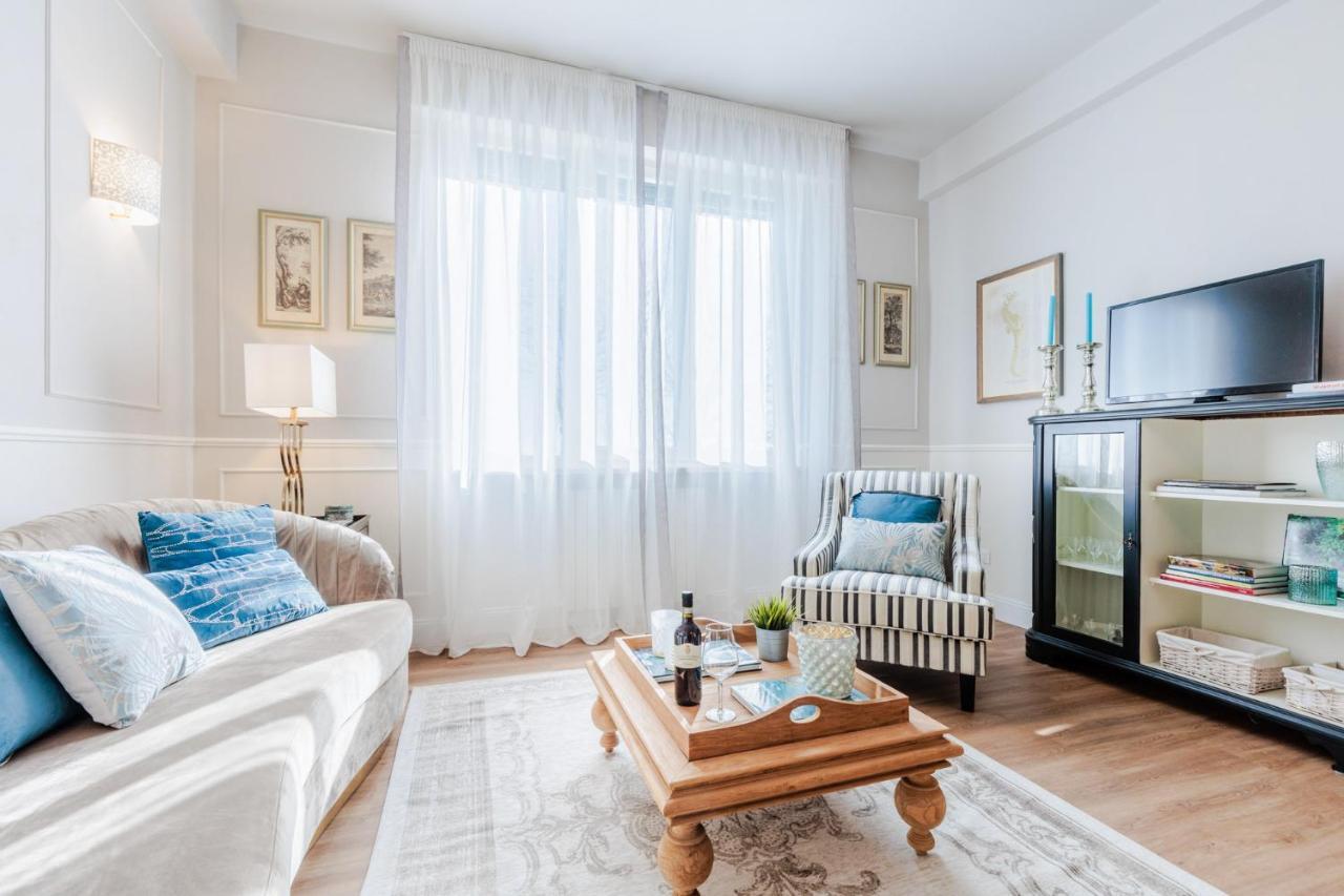 "Libeccio Apartment" Con Garage Privato Лідо-ді-Камайоре Екстер'єр фото